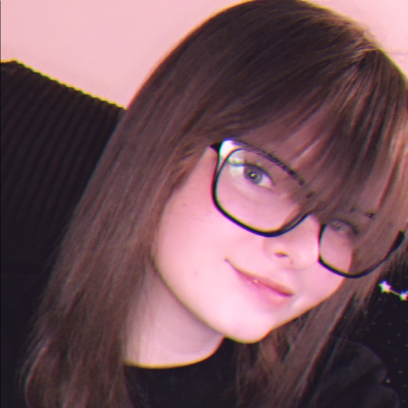 hi, im joanna. i hope you find something you like! - Picture 1 of 2